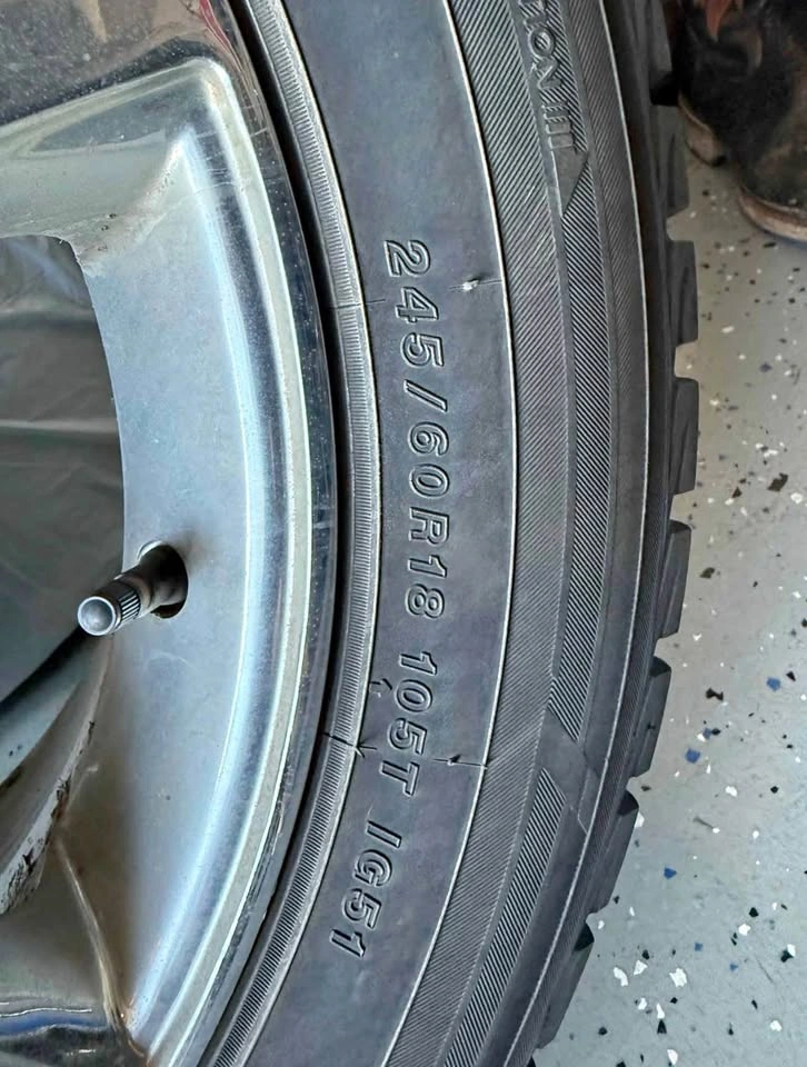 245/60/R18 Tires + Rims