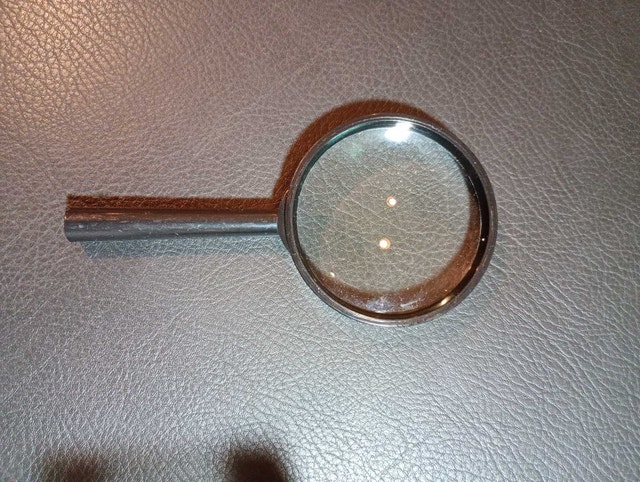 Magnifier for reading