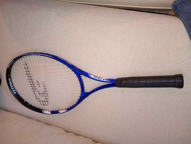 Matrix Match Point Adult Tennis Racket - photo 2