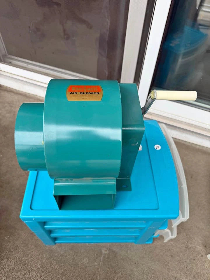 Vintage Bernz-O-Matic Hand Crank Air Blower TX-950