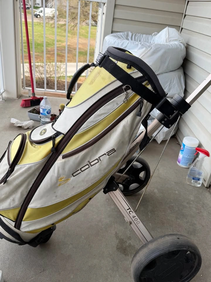 Golf Bag & Cadie Titanium Pull Cart Set - photo 2