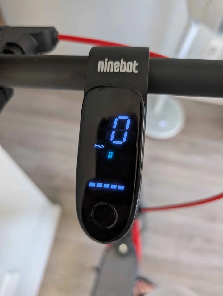 Segway Ninebot D38U Electric Scooter - photo 2