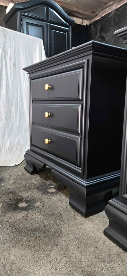 Pair of solid wood black nightstands - photo 3