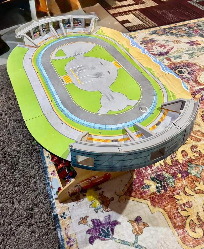 KidKraft Pixar Cars 3 Speedway Race Table - photo 4