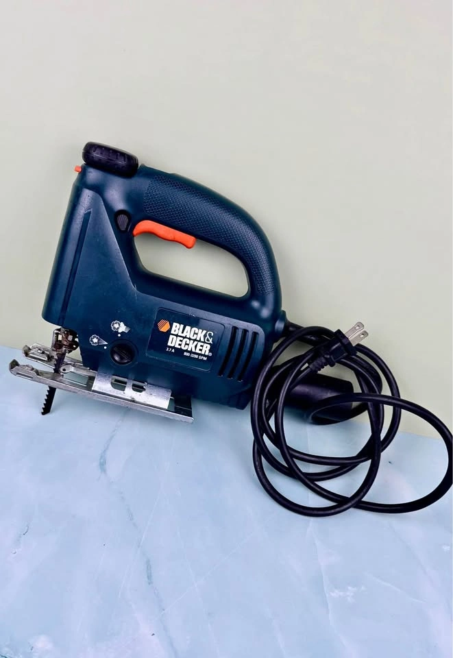 Black and Decker Corded Jigsaw, 3.7A, Variable Speed