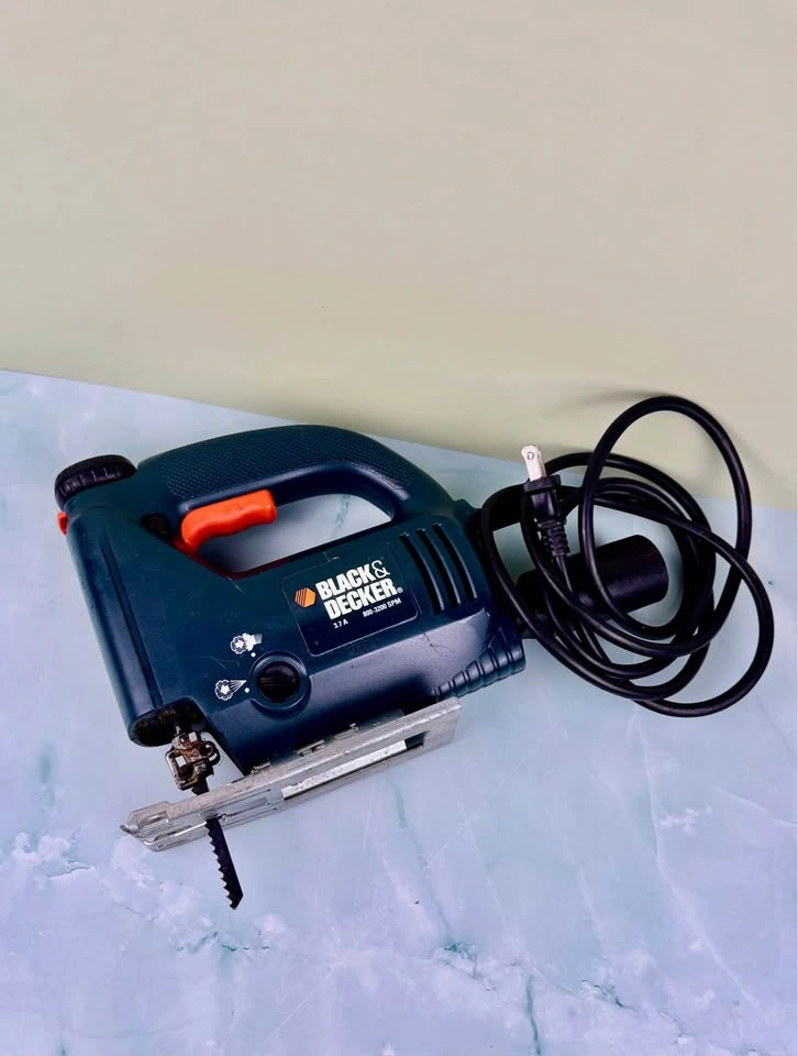 Black and Decker Corded Jigsaw, 3.7A, Variable Speed - photo 2