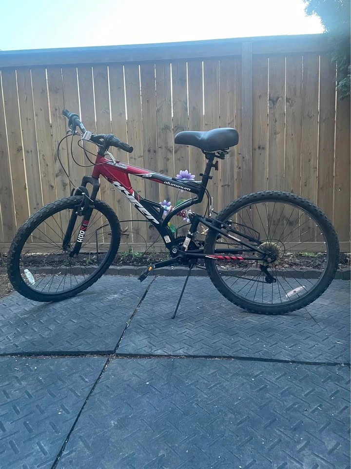 HYPER Dual suspension 26 inch bike