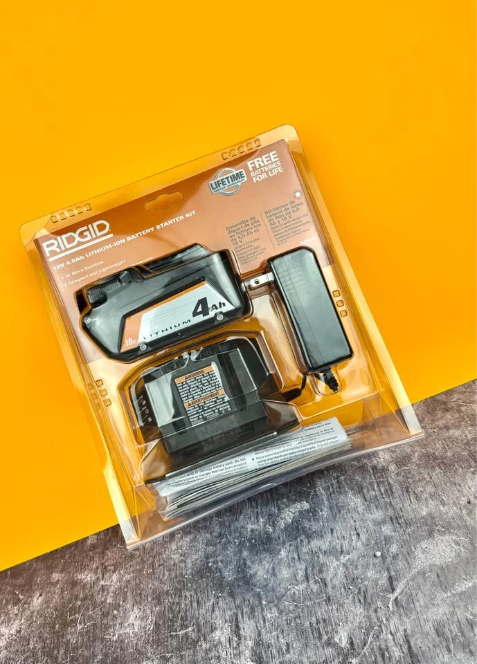 Ridgid 18V 4.0Ah Battery & Charger Kit (AC9304) - photo 3
