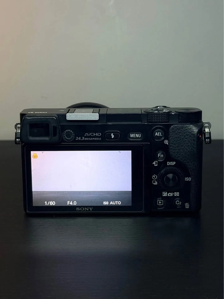 Sony A6000 with Charger and Bag - photo 3