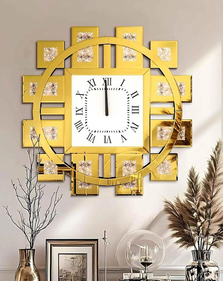 Luxurious 24" Crushed Diamond Mirrored Wall Clock - Gold Art Dec