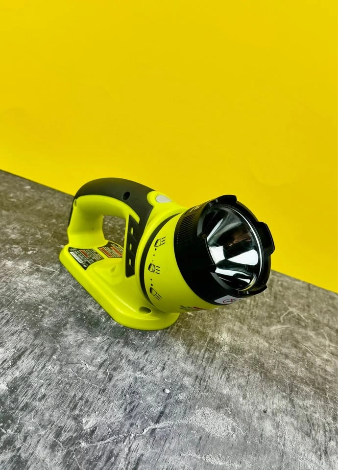 Ryobi P703 18V ONE+ Cordless Flashlight, Tool Only - photo 3