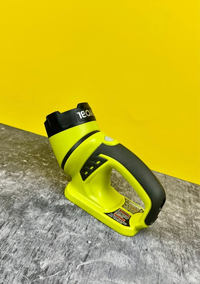 Ryobi P703 18V ONE+ Cordless Flashlight, Tool Only - photo 5
