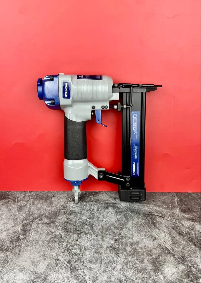 New Hyundai Brad Nailer, Hyundai 18 Gauge 2-in-1 Pneumatic Brad - photo 2