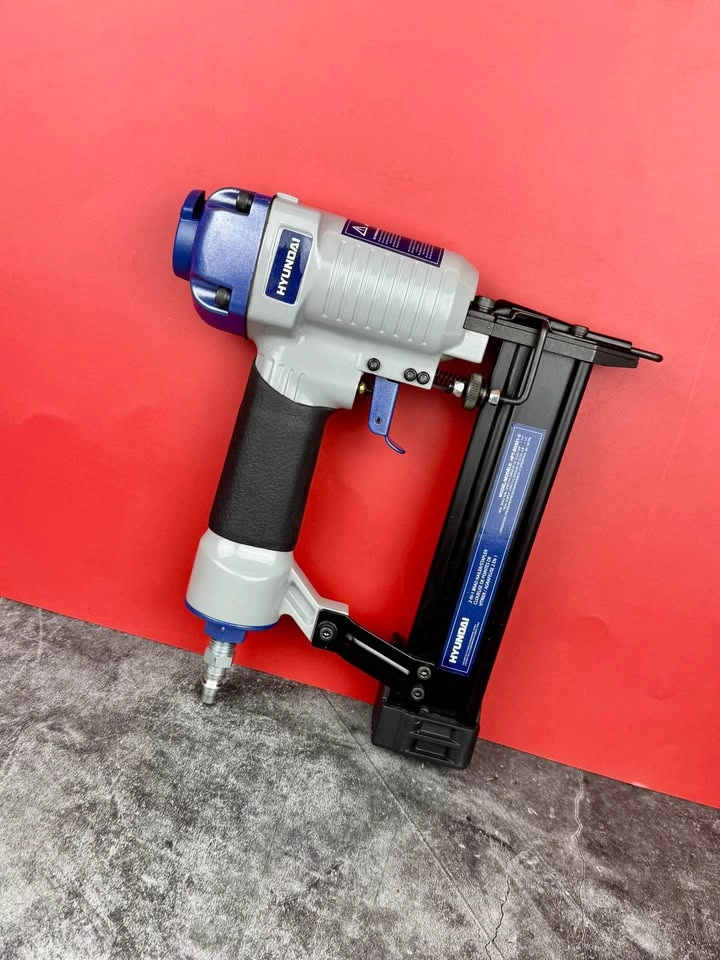 New Hyundai Brad Nailer, Hyundai 18 Gauge 2-in-1 Pneumatic Brad - photo 5