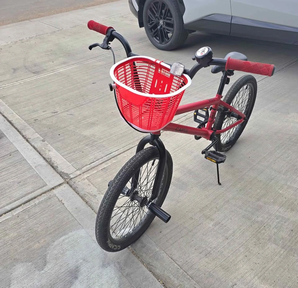 Red CAPIX BMX bike with basket and pegs - photo 5