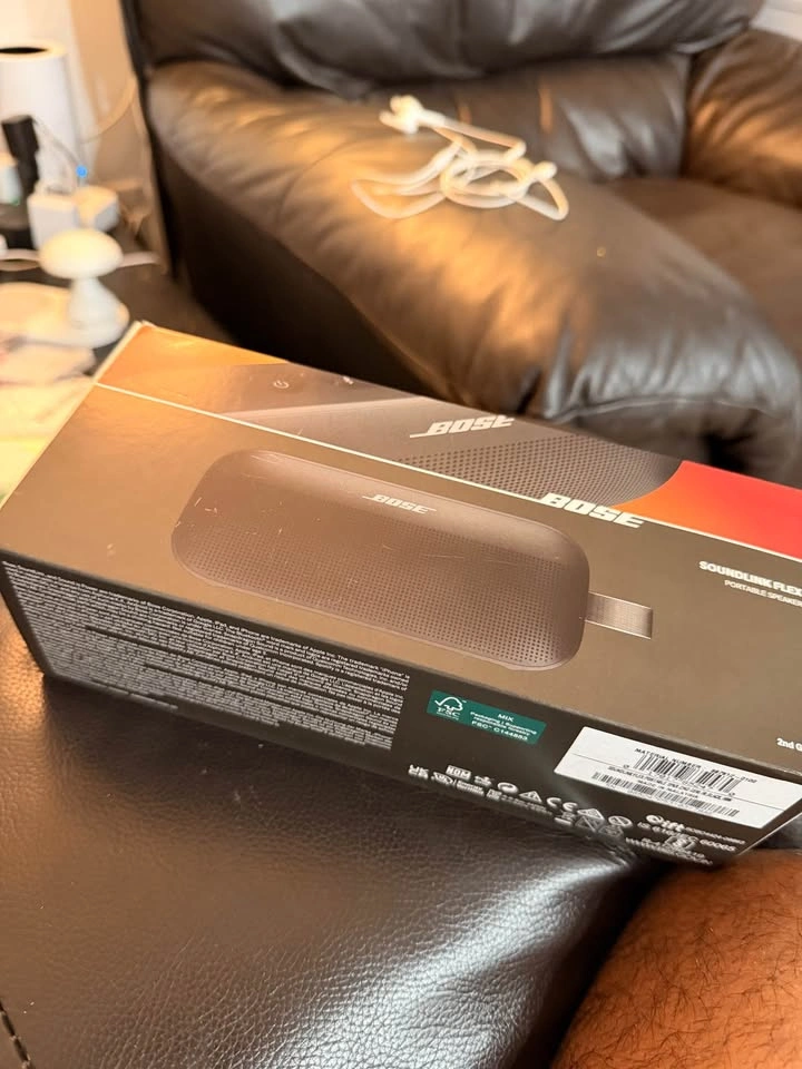 Bose SoundLink Flex Bluetooth Speaker (2nd Gen) - photo 3