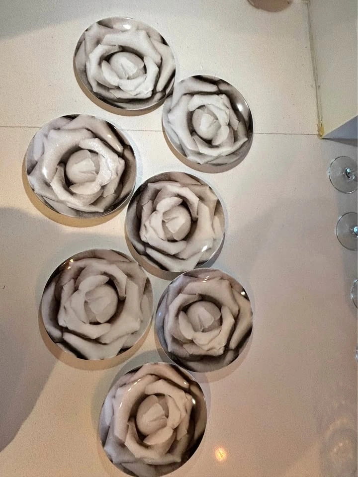 Black and White Rose Side Plates (set of 7)