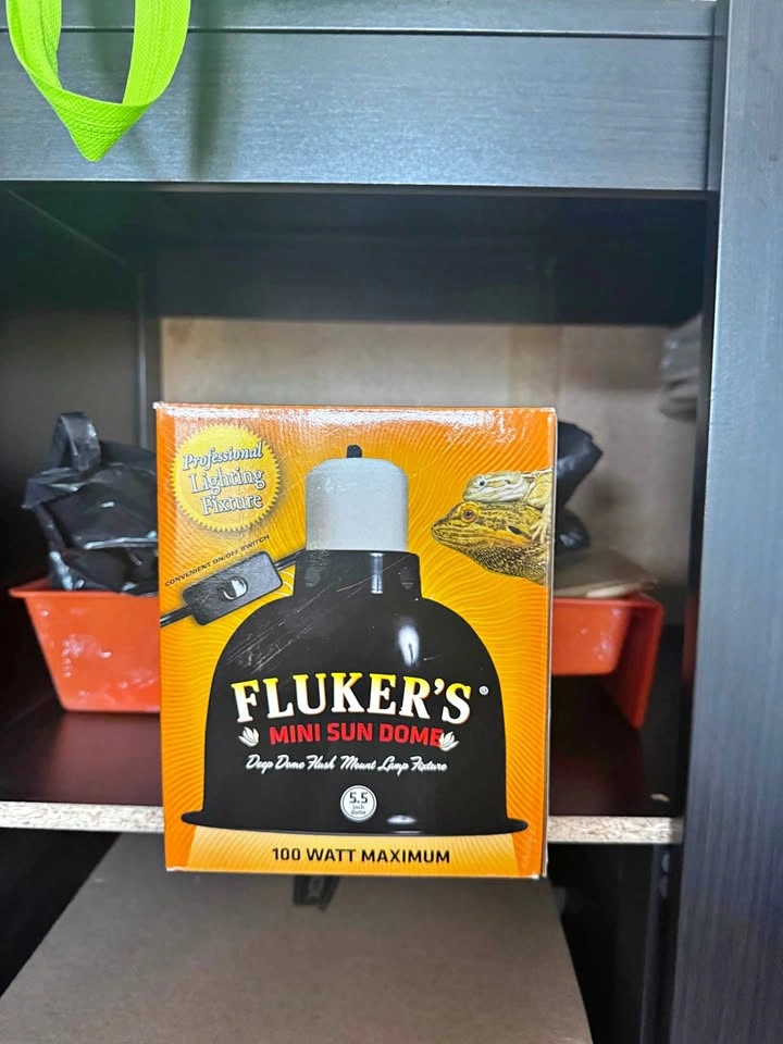 Fluker's Mini Sun Dome 100 Watt (5.5" Diameter)