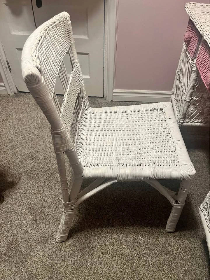 Vintage cottagecore wicker vanity set - photo 2