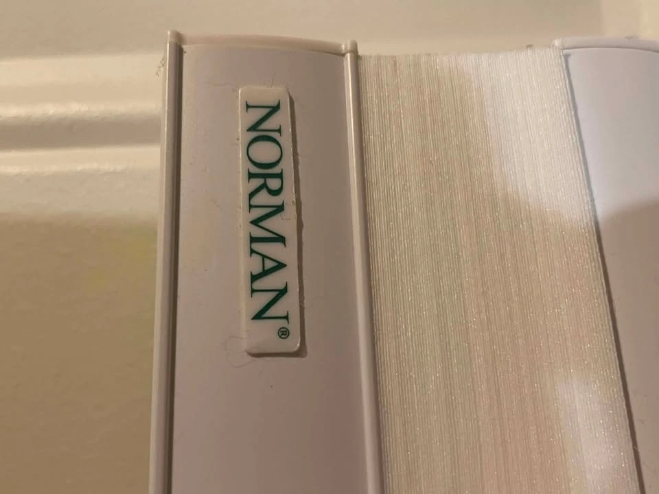 Norman Window Blind 69inX64in - photo 2