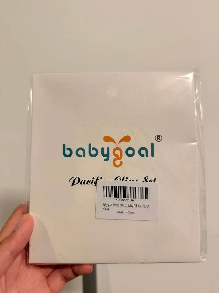 Pacifier Clip Set - photo 2