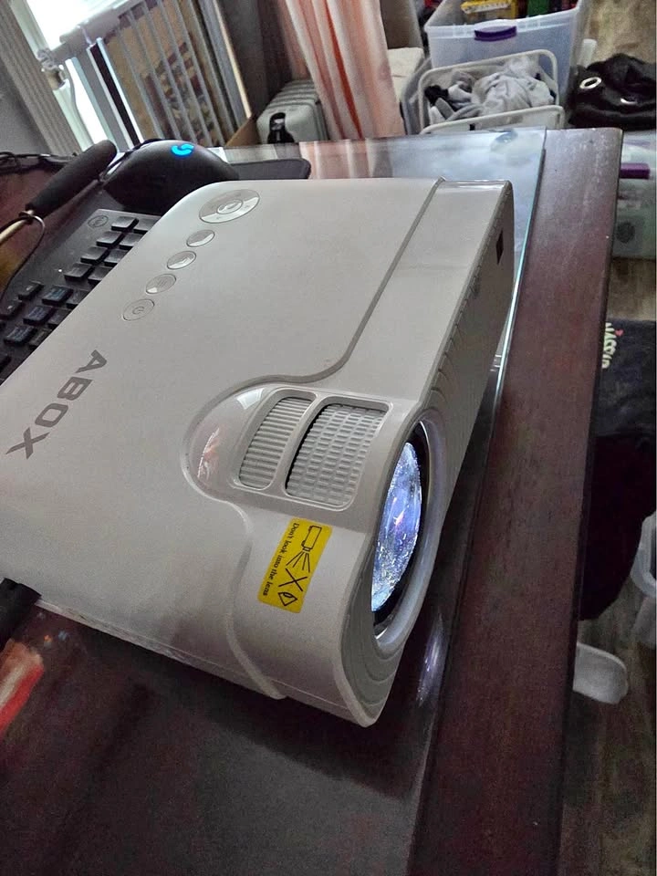 ABOX LED Projector