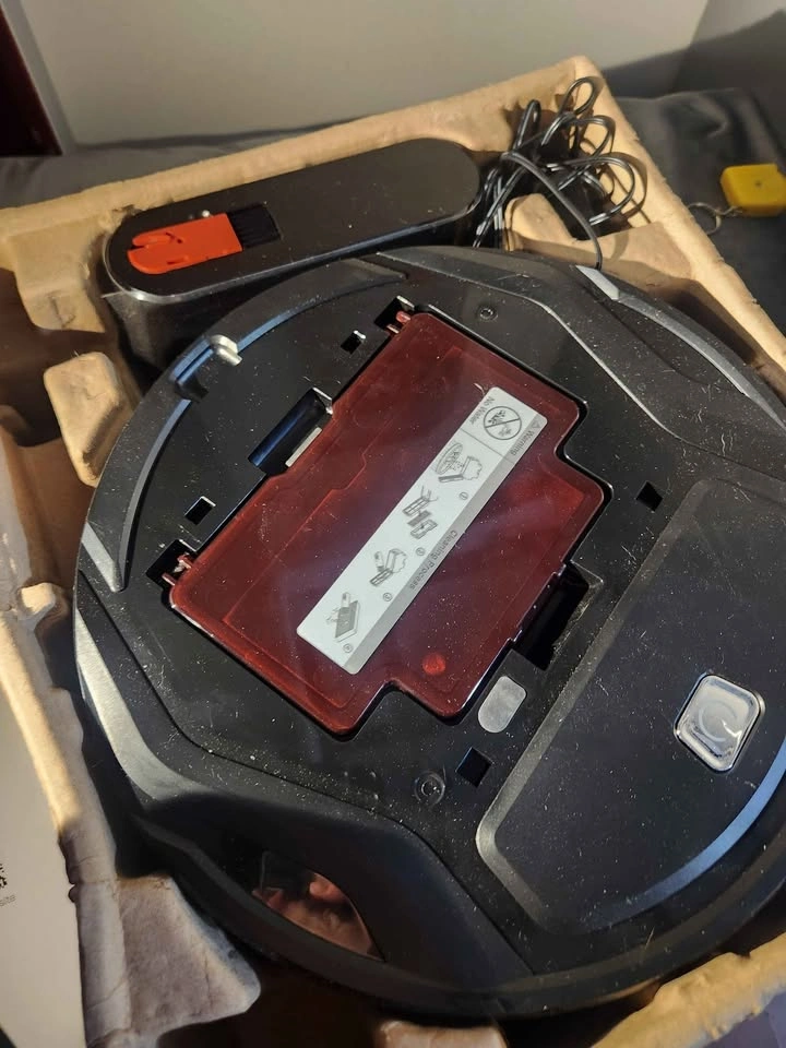 Lefant Robot Vacuum M201 - Needs Battery? - photo 4