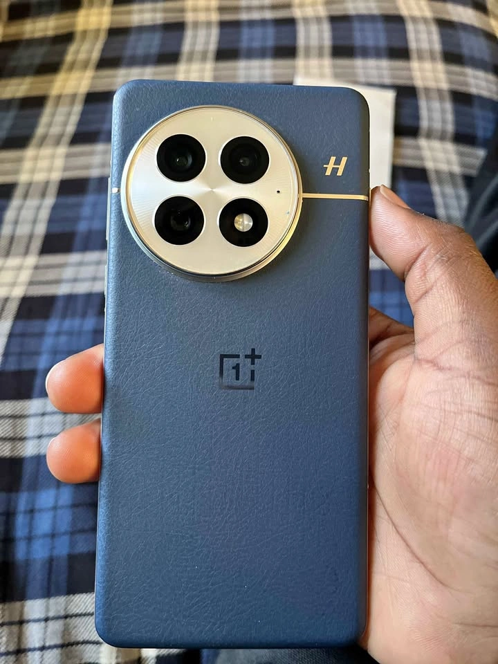 OnePlus13 16GB RAM 512GB Storage