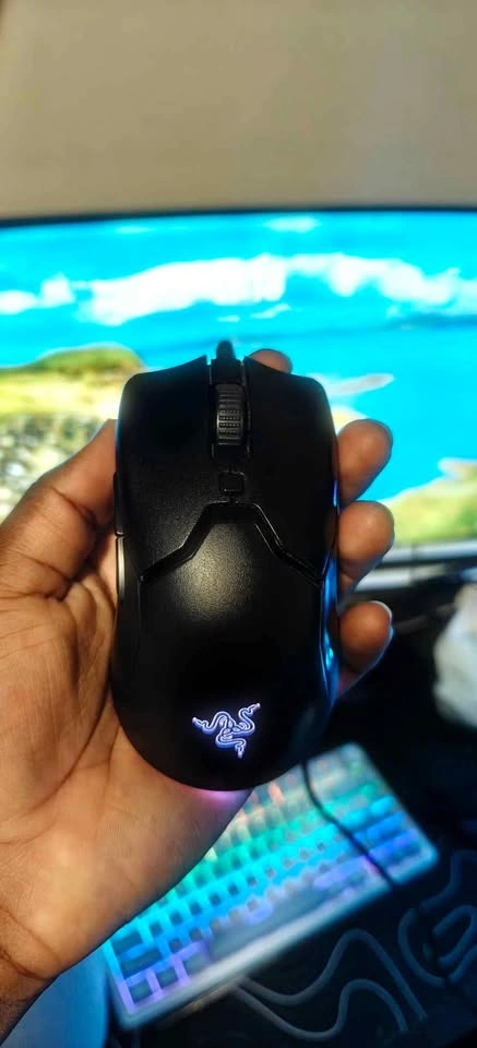 Razer Viper Gaming Mouse - photo 3