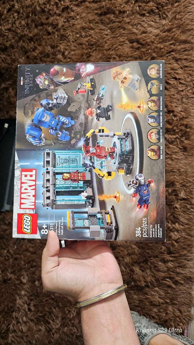 Limited edition Lego Marvel Avengers Iron Man Hall Of Armor