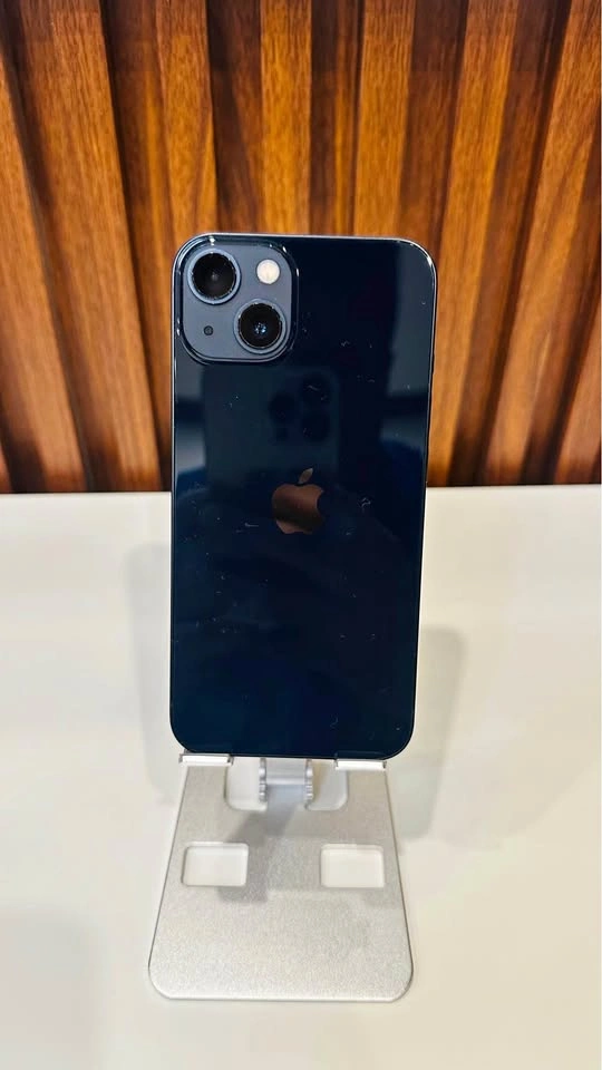 Apple iPhone 13 Midnight Unlocked