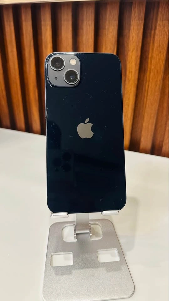 Apple iPhone 13 Midnight Unlocked - photo 3