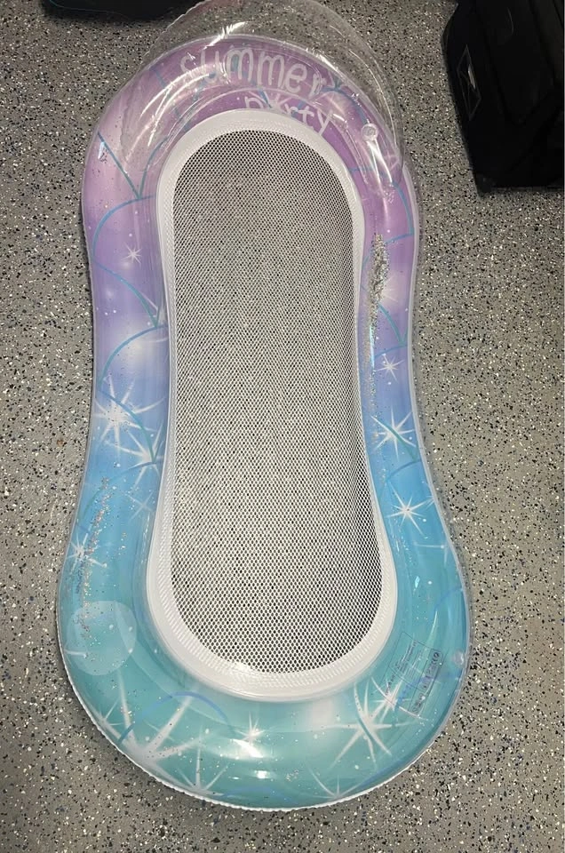 Brand new floating lounge - photo 2
