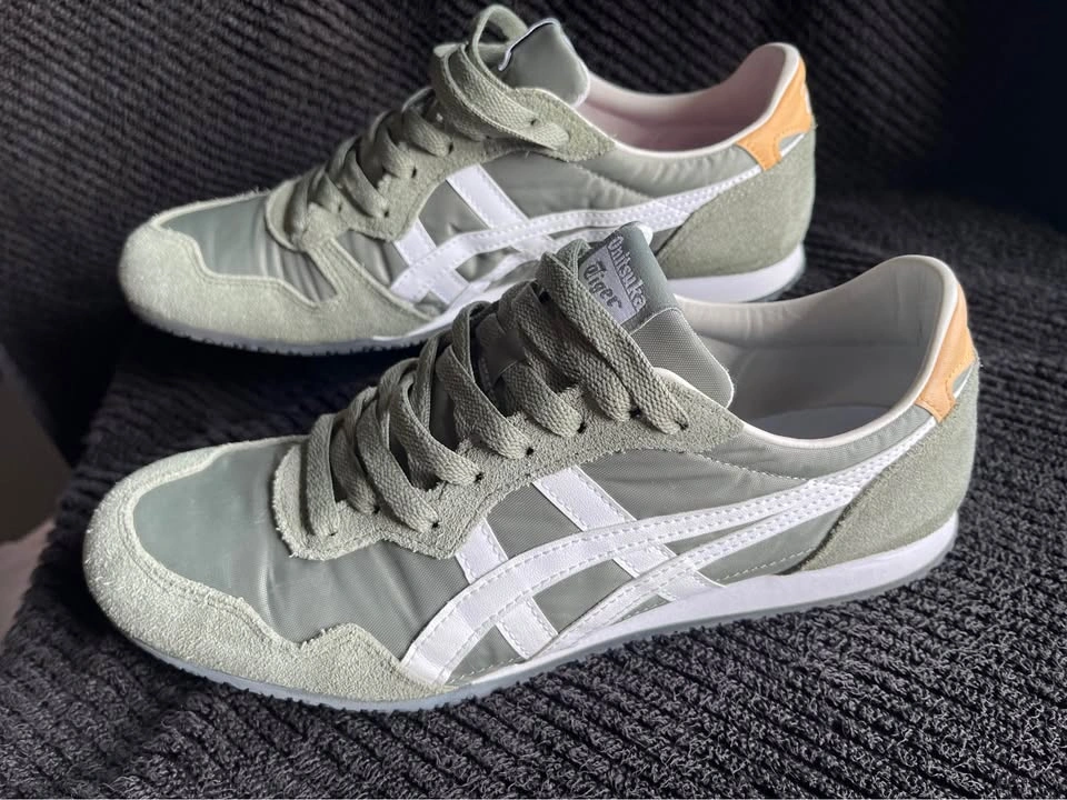Onitsuka Tiger Serrano Olive Green Sneakers - Like New - photo 3