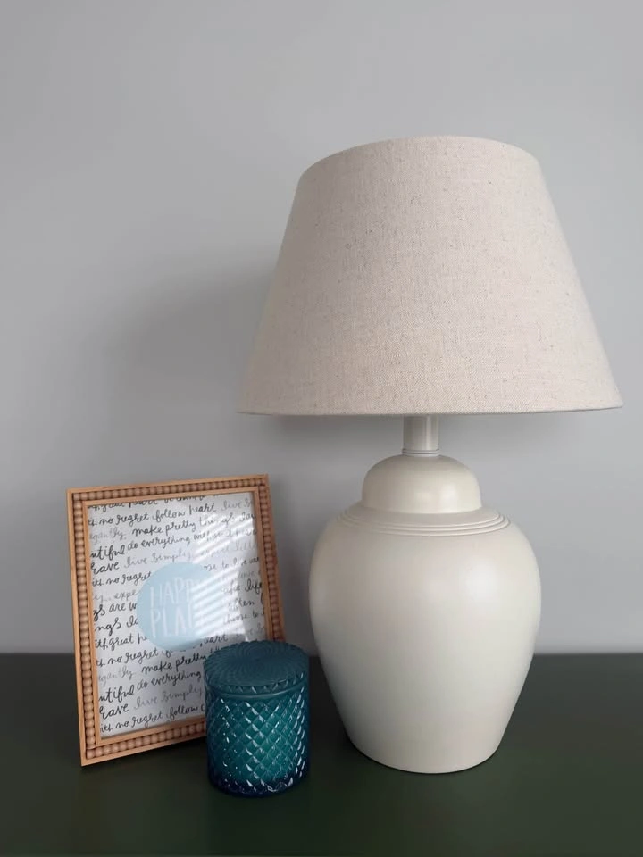 Ceramic Nightstand Lamps x2 - photo 2