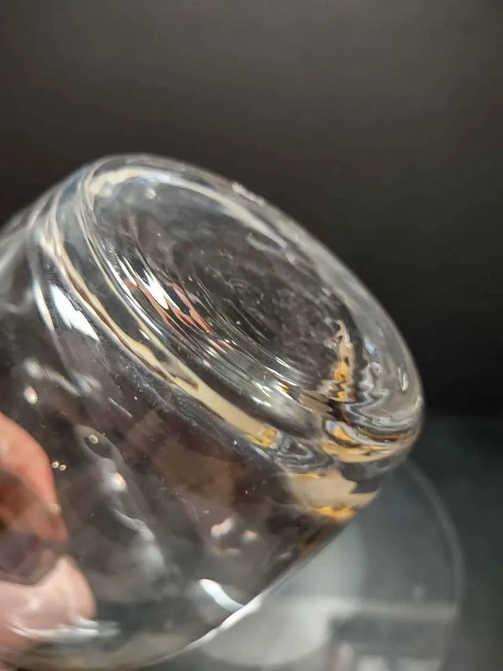 Tilt Decanter with stopper image indicator(6)