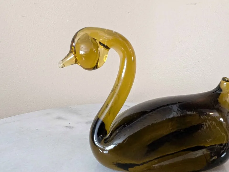 Vintage Viking Art Glass Swan Figurine image indicator(4)