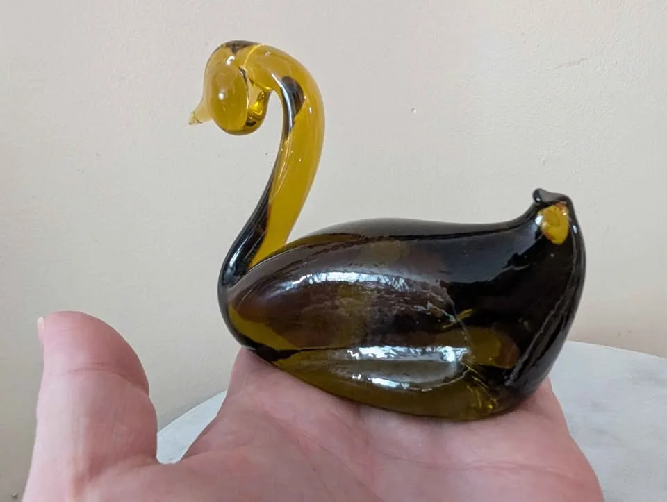 Vintage Viking Art Glass Swan Figurine image indicator(5)