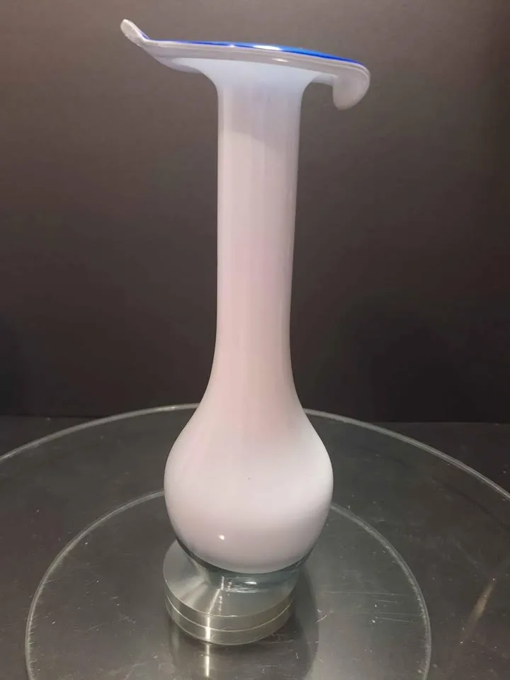 Jack in pulpit art case glass vase image indicator(3)