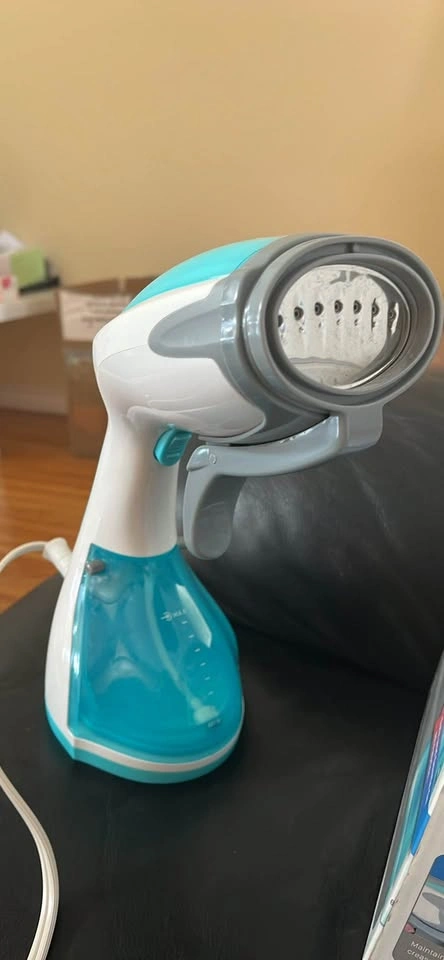 BEAUTURAL Handheld Garment Steamer - photo 2