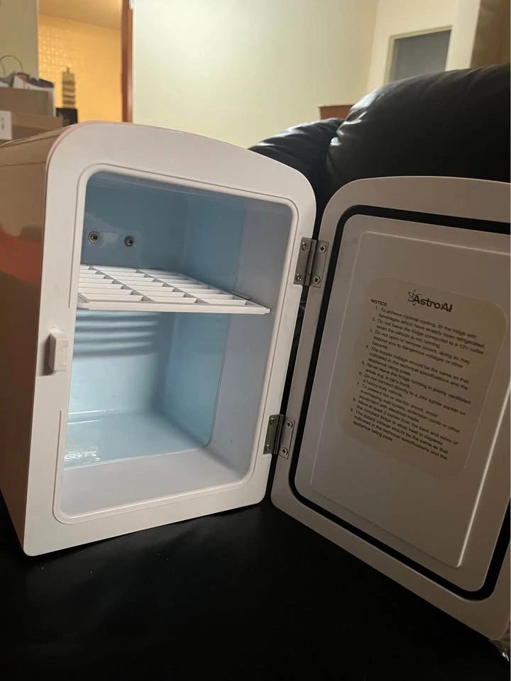 AstroAI Pink Mini Fridge Portable - photo 2