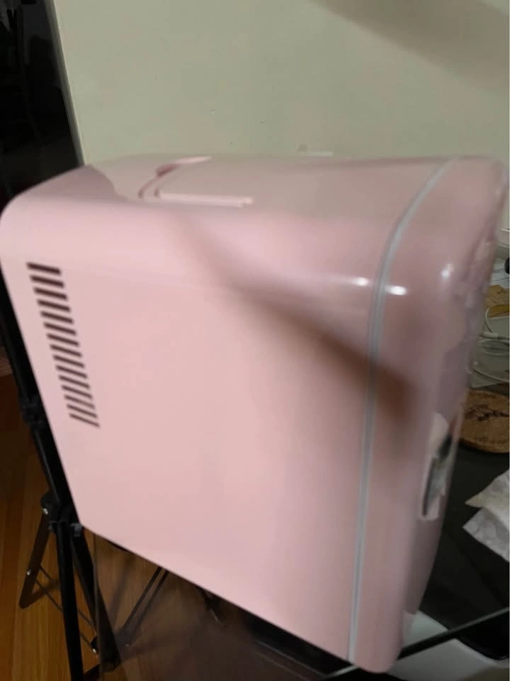 AstroAI Pink Mini Fridge Portable - photo 4