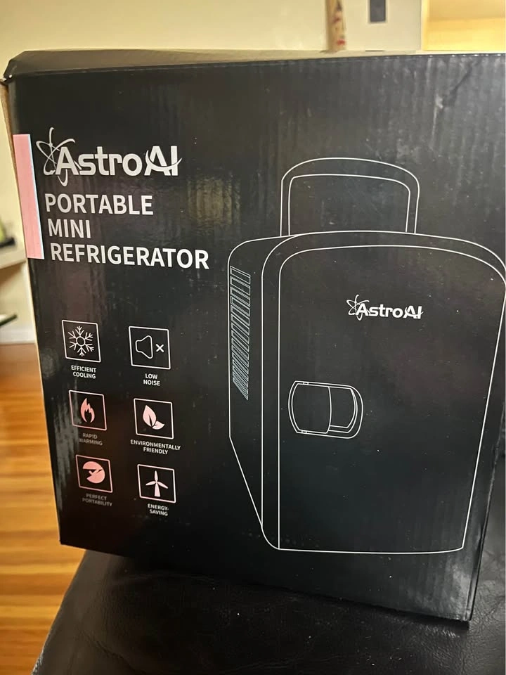 AstroAI Pink Mini Fridge Portable - photo 5