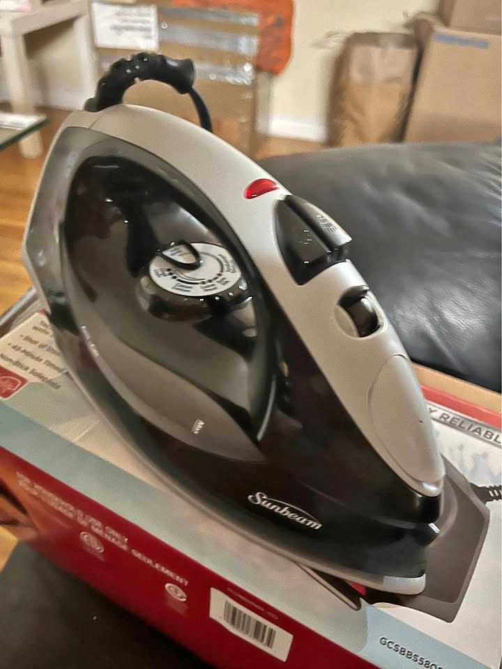 Sunbeam Anti-Calc Non-Stick Iron
