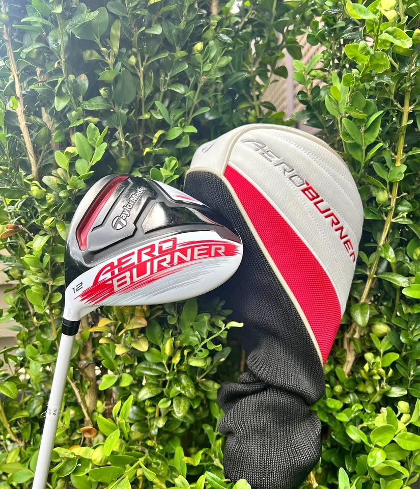 Taylormade Aero Burner Driver LH + Cover