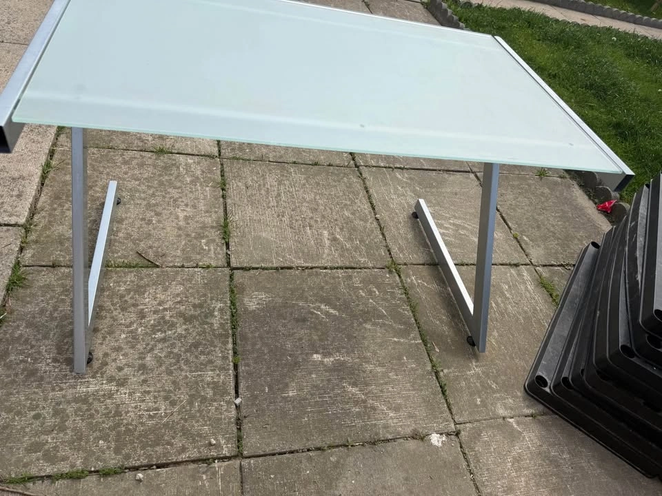 Glass Computer Desk / Multi-purpose Table – Excellent Condition - photo 2