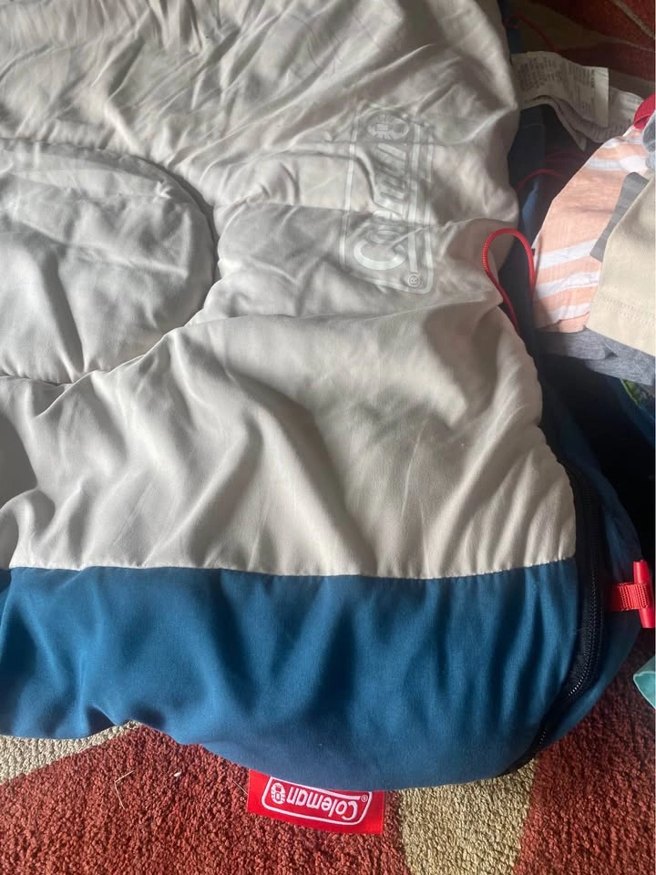 Coleman Thick Sleeping Bag - $25 - photo 4