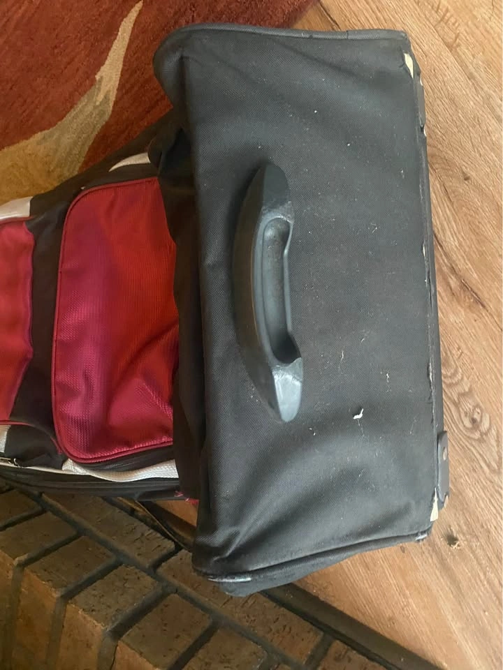 Large Duffel Bag Luggage or Storage Bag with handle - photo 4