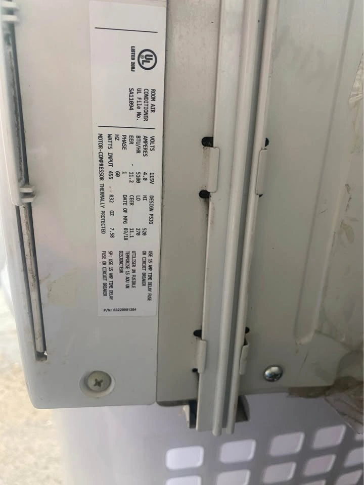 GE Window Air Conditioner - photo 3