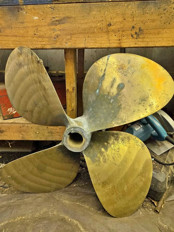Boat prop